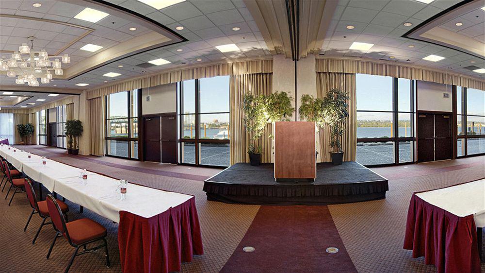 Holiday Inn Portland - Columbia Riverfront By Ihg Buitenkant foto